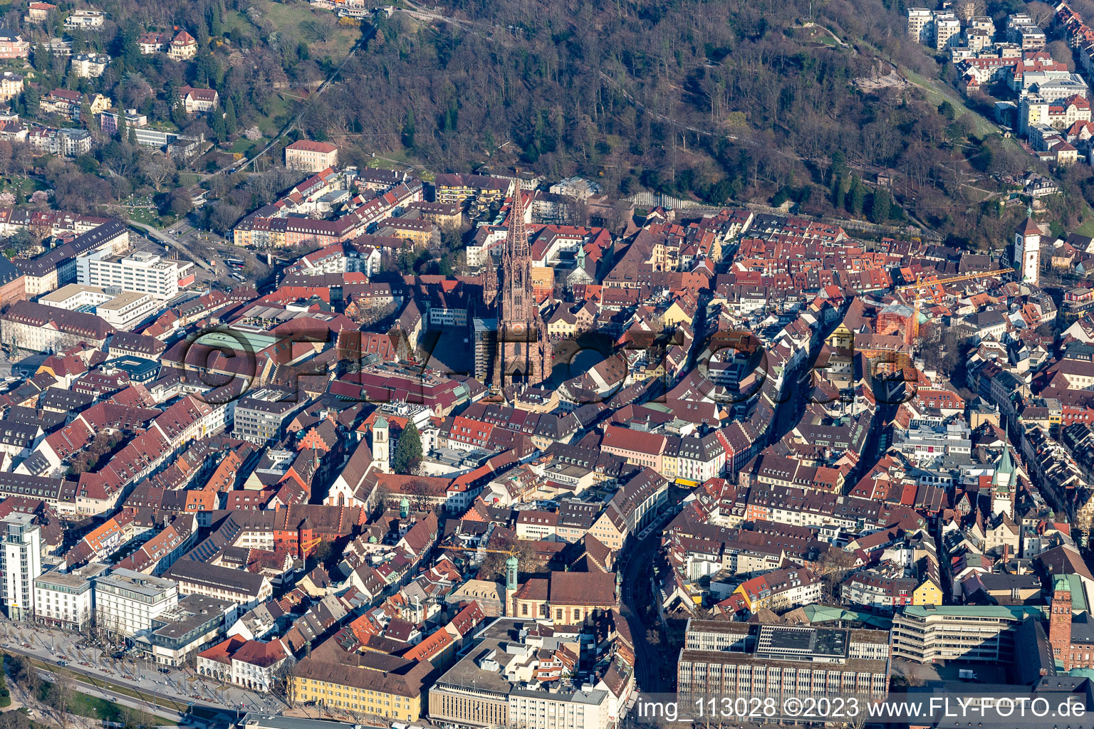Altstadtbereich und Innenstadtzentrum in Freiburg im Breisgau im Bundesland Baden-Württemberg, Deutschland