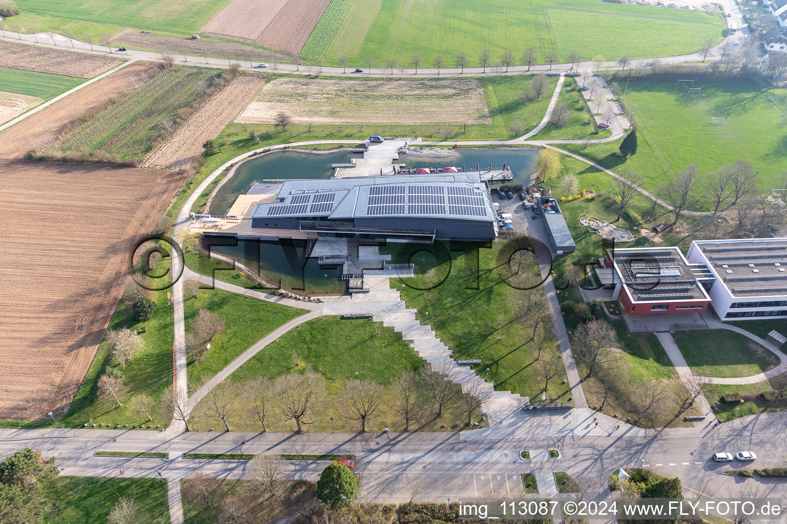 Luftbild von Kultur- und Bürgerhaus in Denzlingen im Bundesland Baden-Württemberg, Deutschland