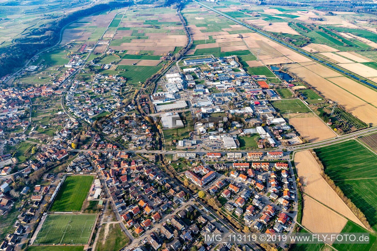 Luftbild von Bahlingen am Kaiserstuhl im Bundesland Baden-Württemberg, Deutschland