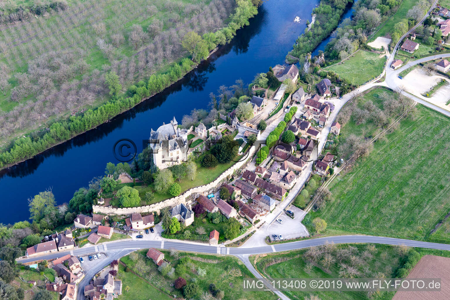 Luftbild von Montfort in Vitrac im Bundesland Dordogne, Frankreich