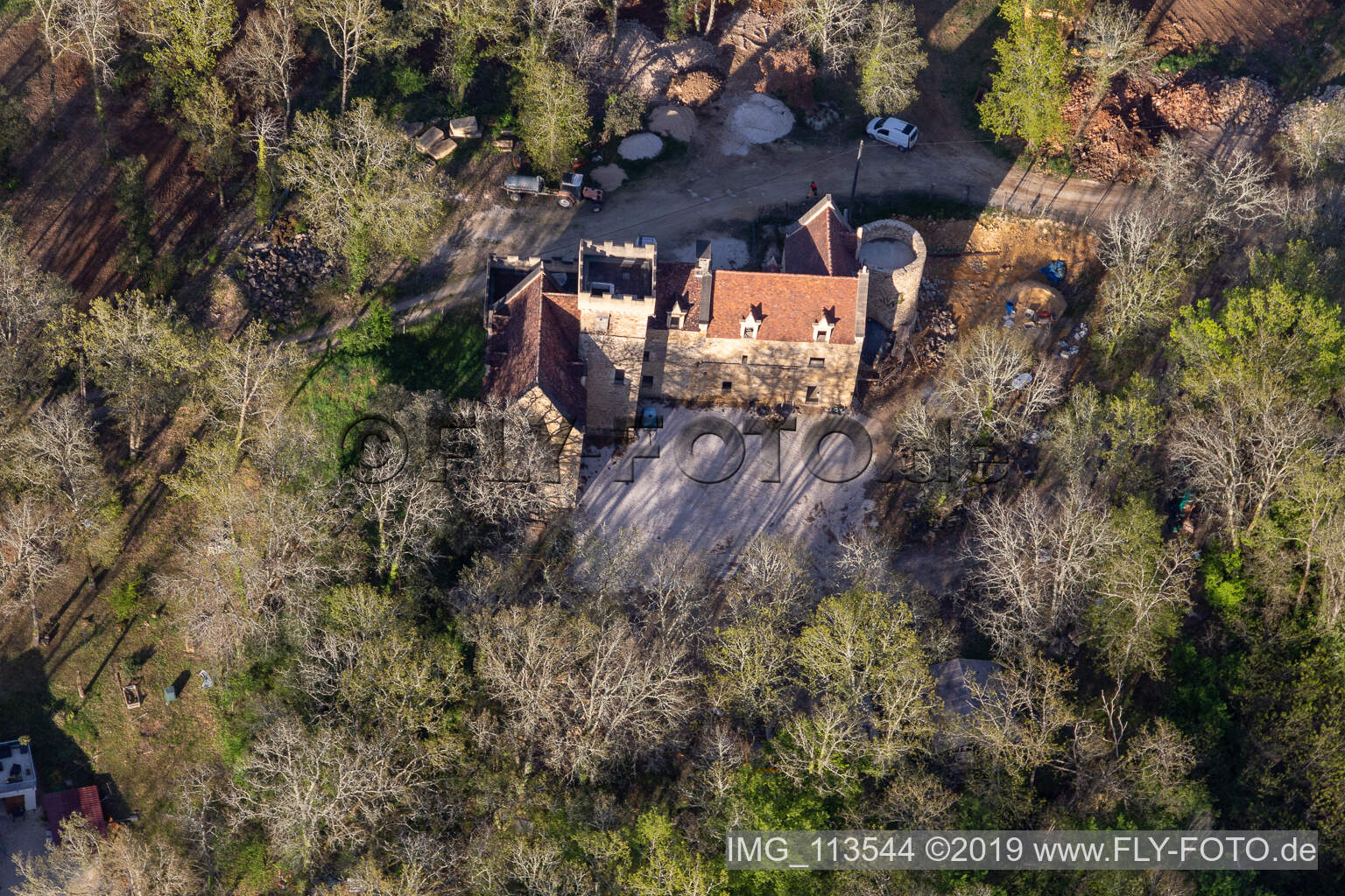 Luftaufnahme von Lou Castel in Castelnaud-la-Chapelle im Bundesland Dordogne, Frankreich