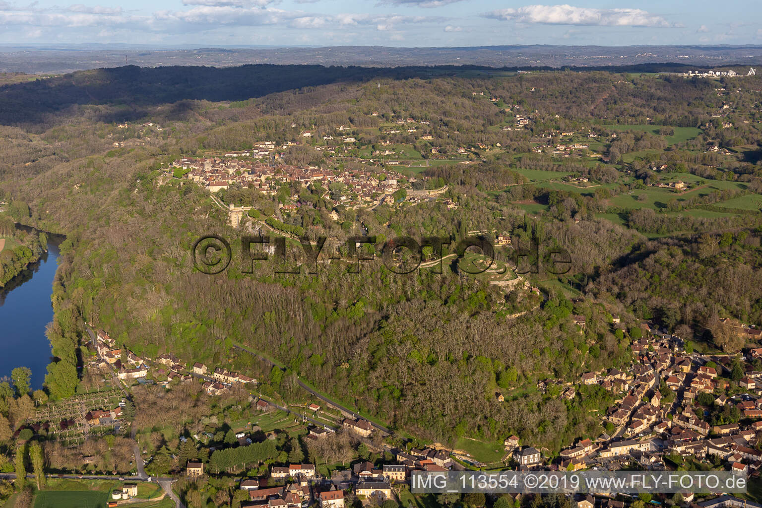 Luftbild von Citadelle in Domme im Bundesland Dordogne, Frankreich