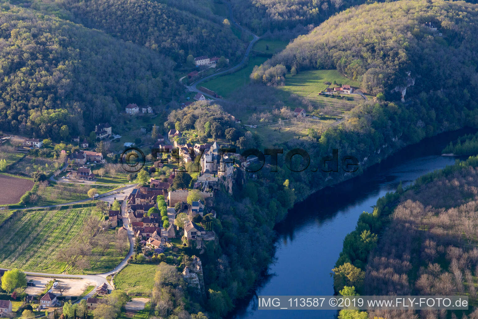 Luftaufnahme von Montfort in Vitrac im Bundesland Dordogne, Frankreich