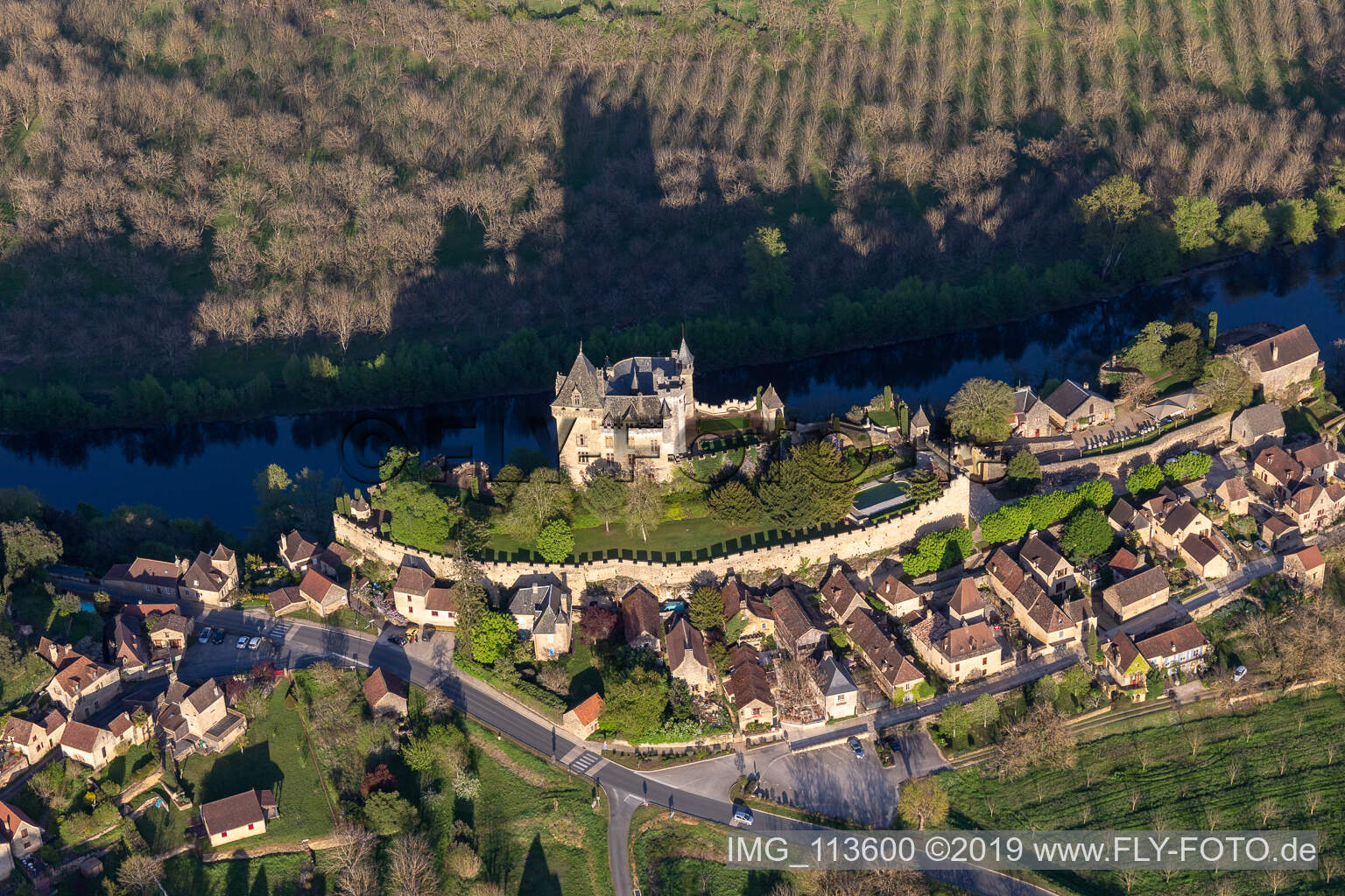 Montfort in Vitrac im Bundesland Dordogne, Frankreich vom Flugzeug aus