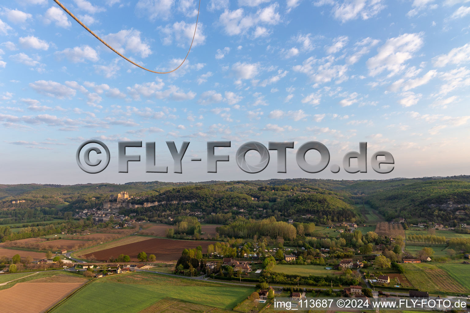 Luftaufnahme von Vézac im Bundesland Dordogne, Frankreich