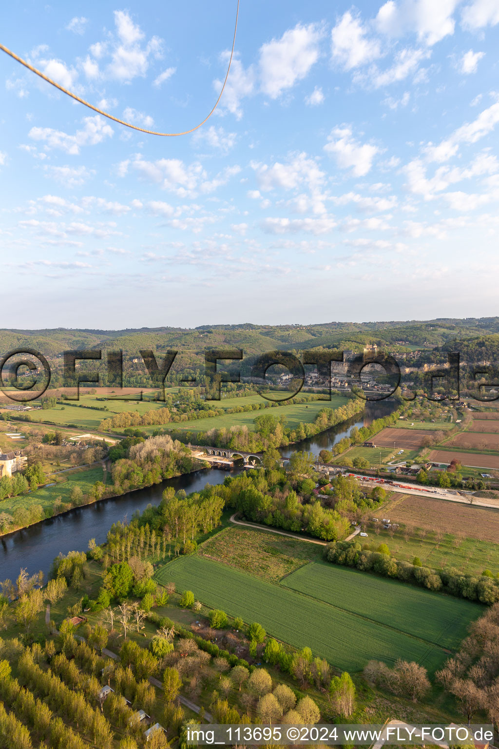 Vézac im Bundesland Dordogne, Frankreich von oben gesehen