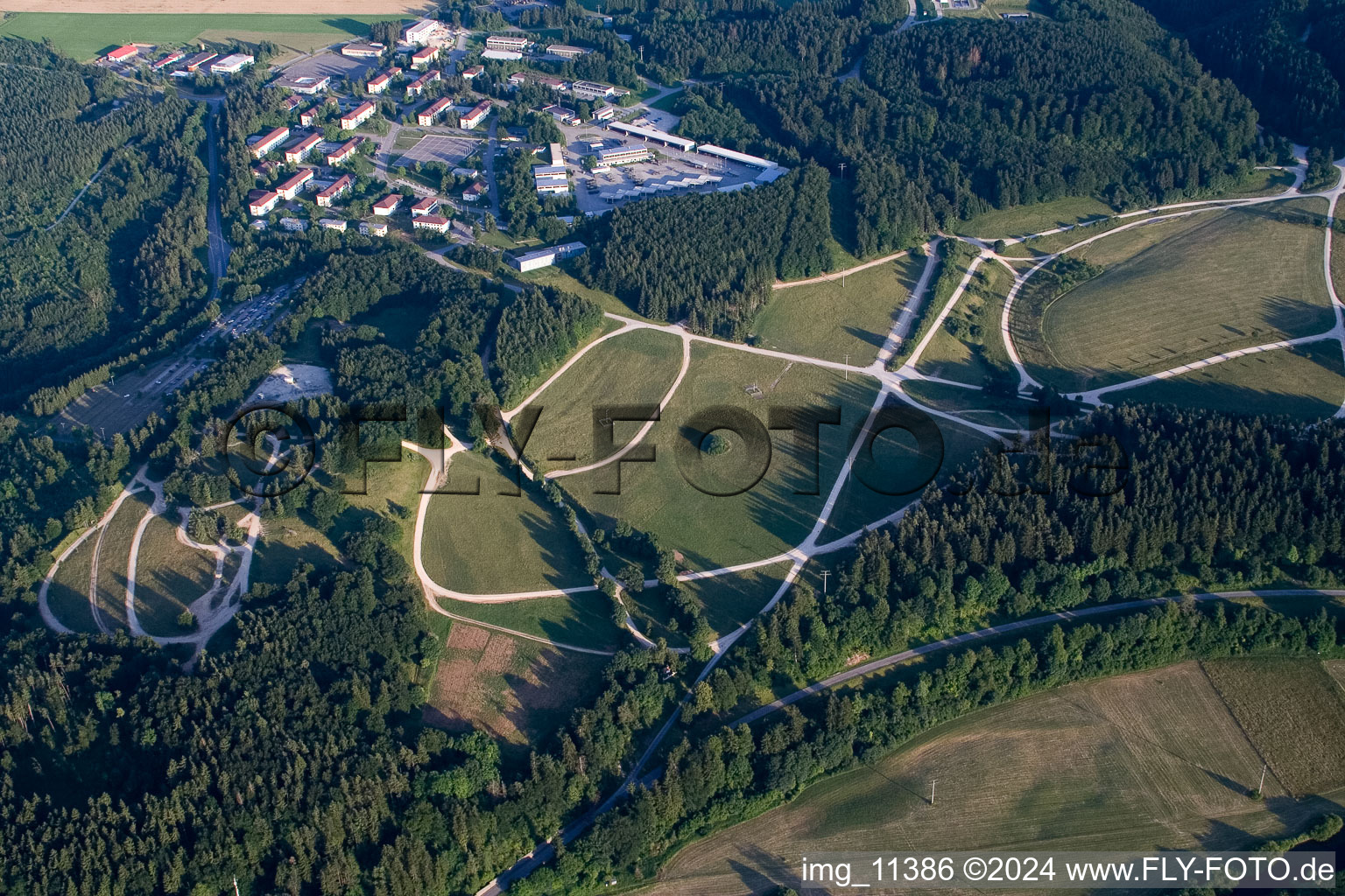 Luftbild von Verlassenes militärisches Übungsgelände jetzt Daimler Test Track in Immendingen im Bundesland Baden-Württemberg, Deutschland