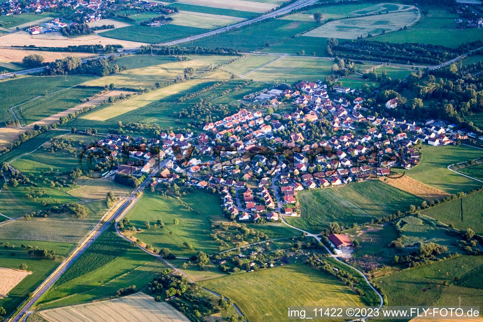 Luftbild von Volkertshausen im Bundesland Baden-Württemberg, Deutschland