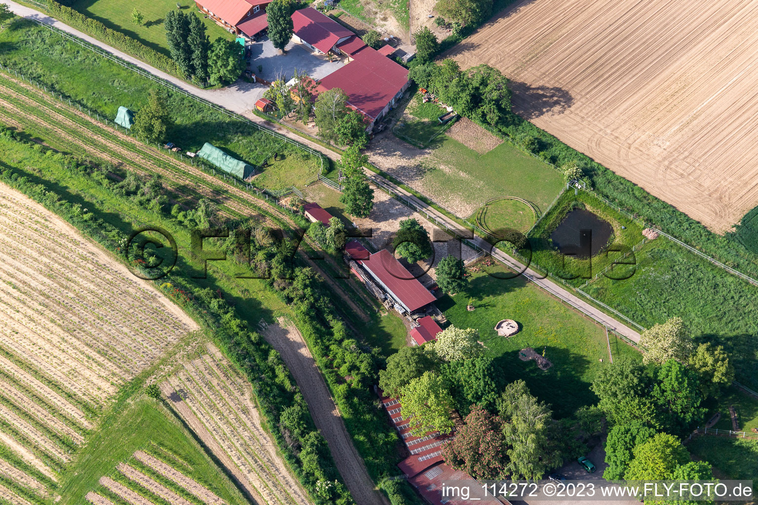Luftbild von Ortsteil Herxheim in Herxheim bei Landau/Pfalz im Bundesland Rheinland-Pfalz, Deutschland