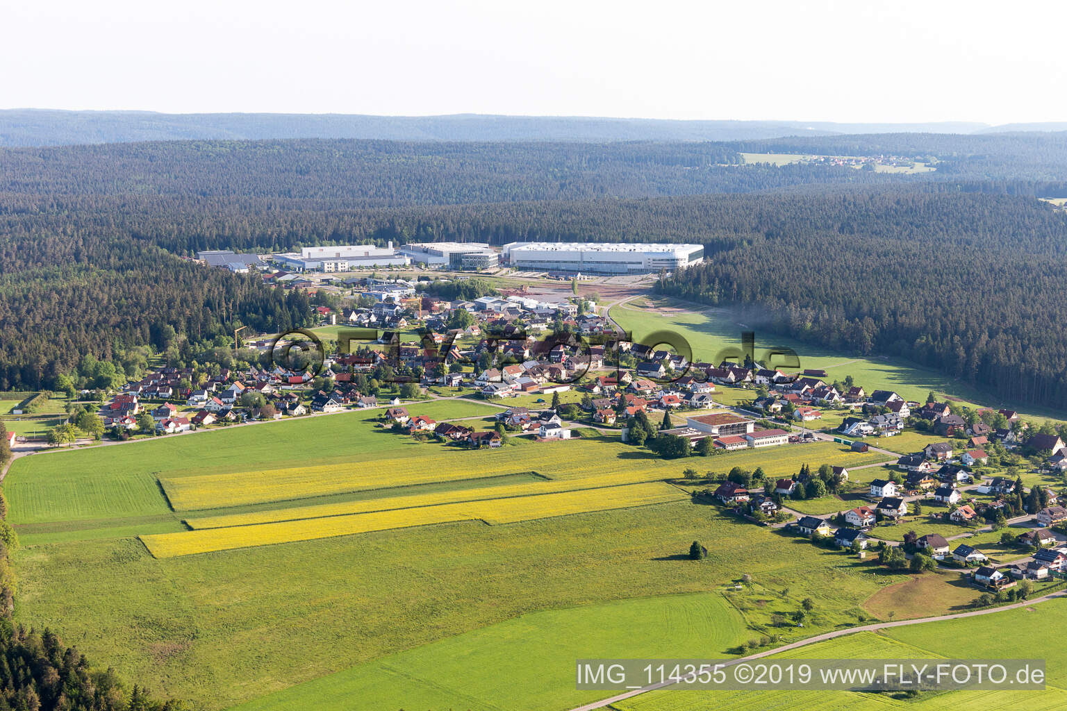 Luftaufnahme von Simmersfeld im Bundesland Baden-Württemberg, Deutschland