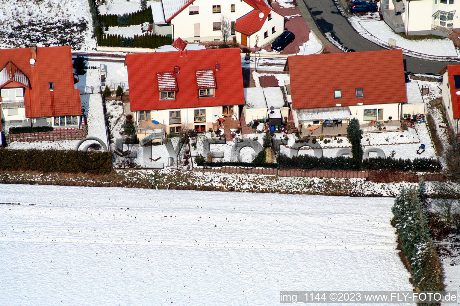 Freckenfeld im Schnee im Bundesland Rheinland-Pfalz, Deutschland
