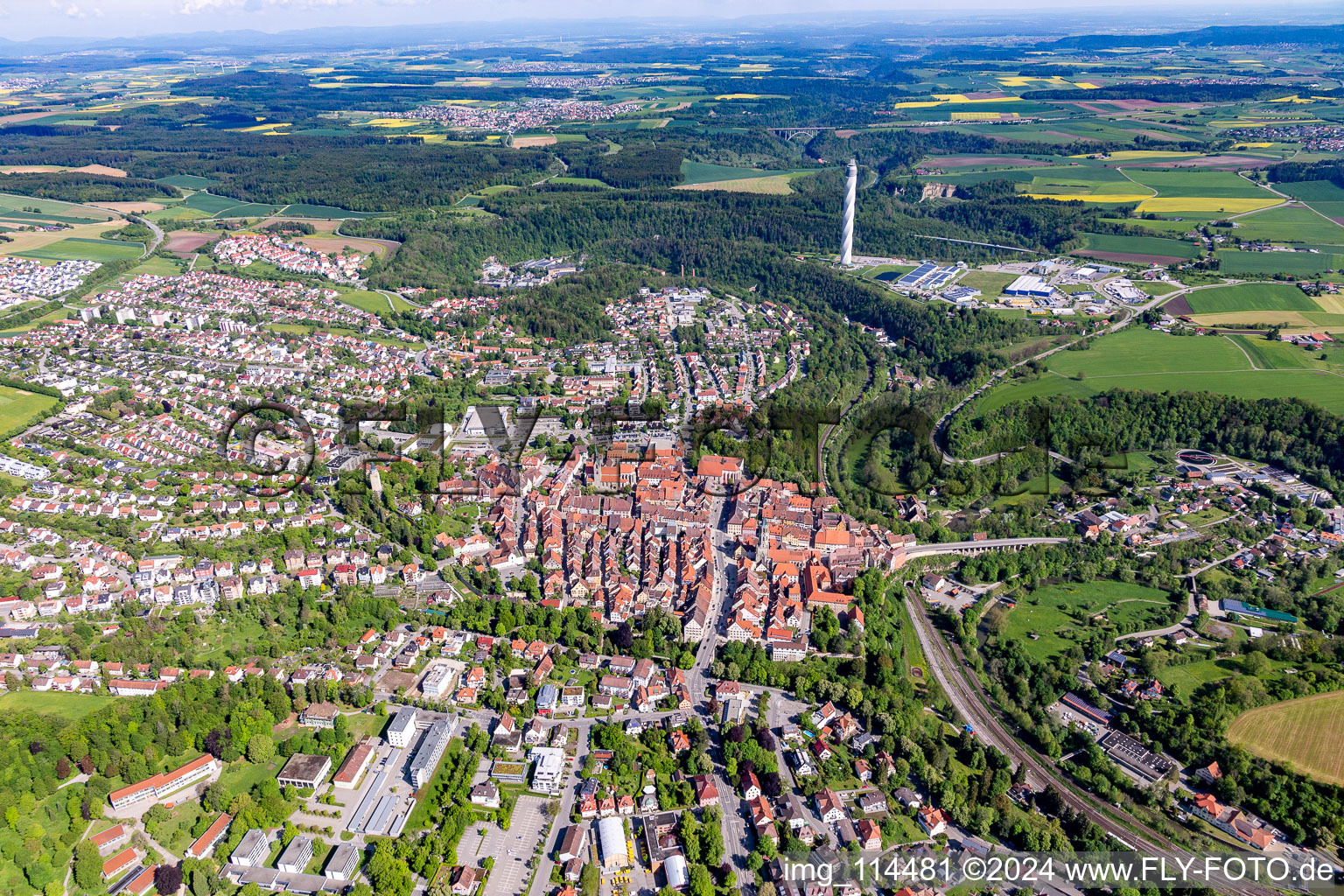 Stadtgebiet mit Außenbezirken und Innenstadtbereich in Rottweil im Bundesland Baden-Württemberg, Deutschland