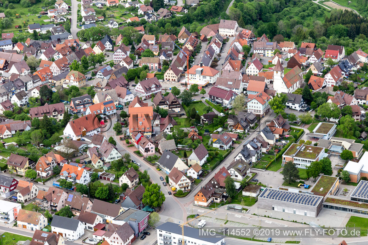 Dornhan im Bundesland Baden-Württemberg, Deutschland von oben gesehen