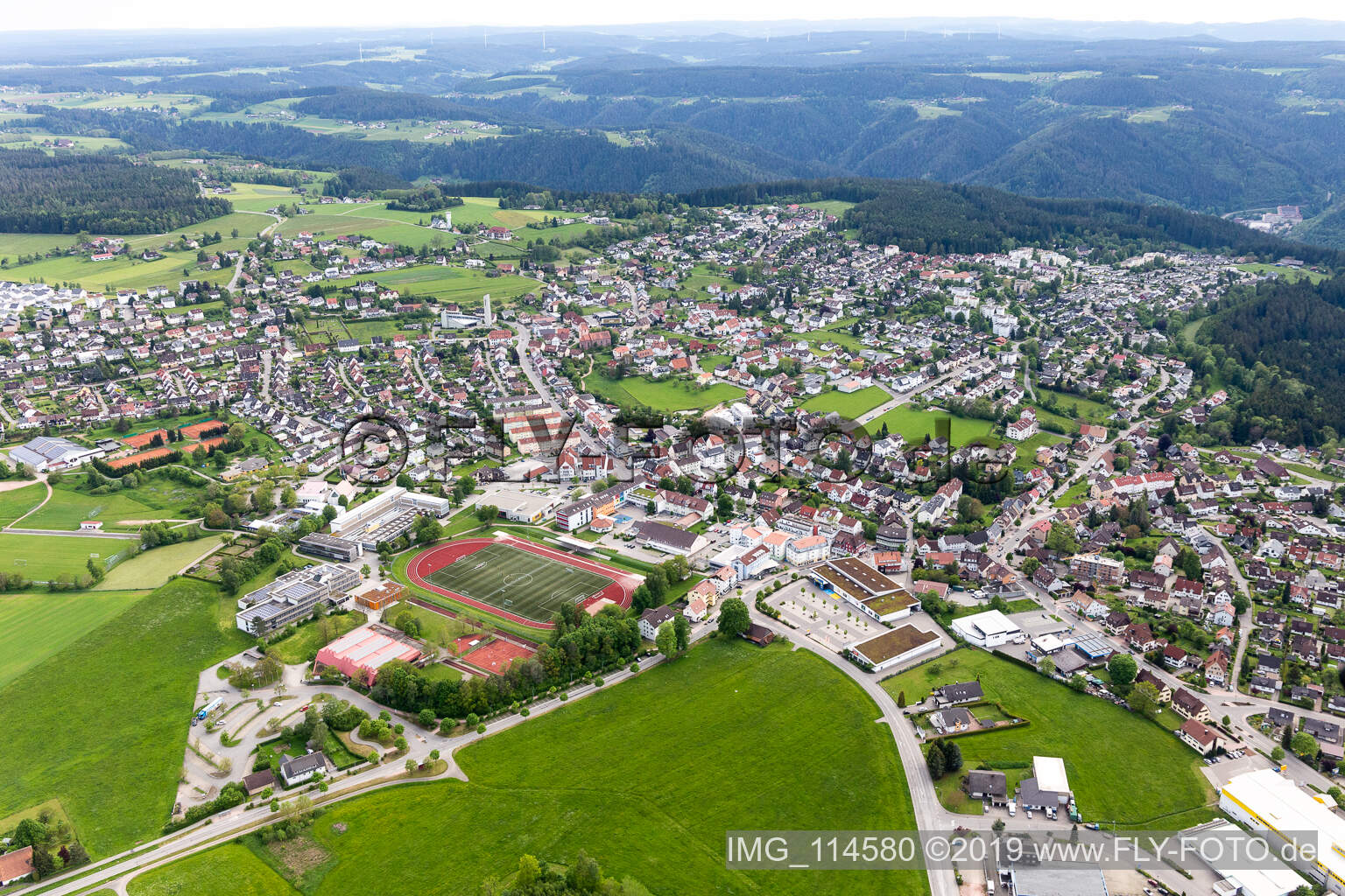 Schrägluftbild von Schramberg im Bundesland Baden-Württemberg, Deutschland