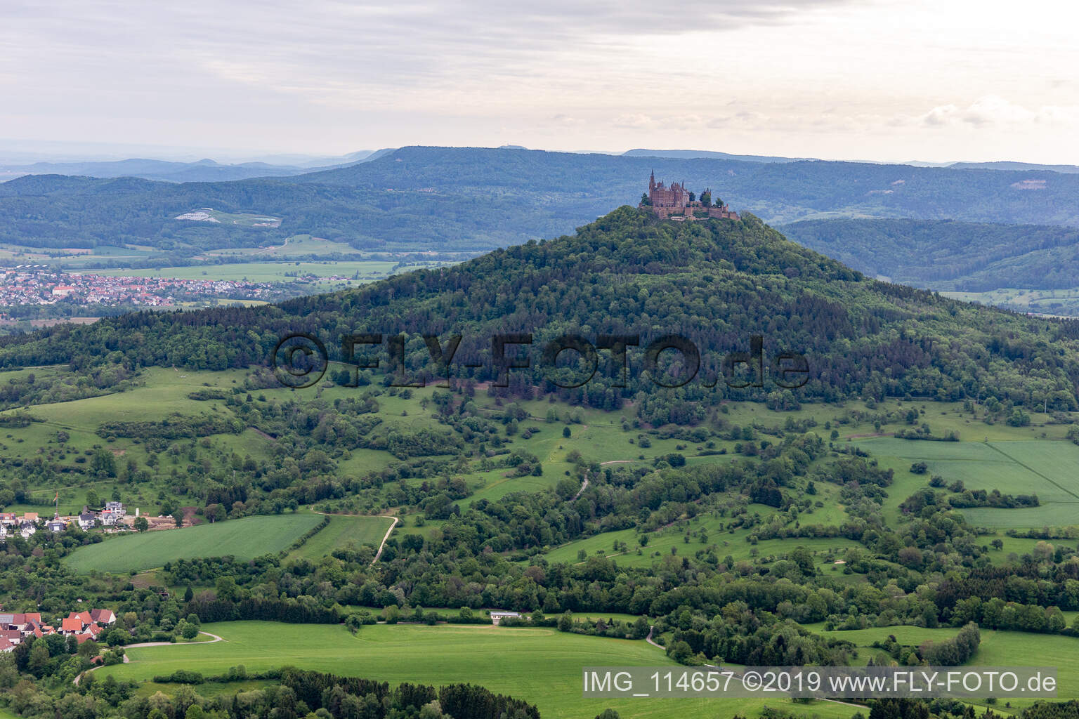 Burg Hohenzollern in Bisingen im Bundesland Baden-Württemberg, Deutschland
