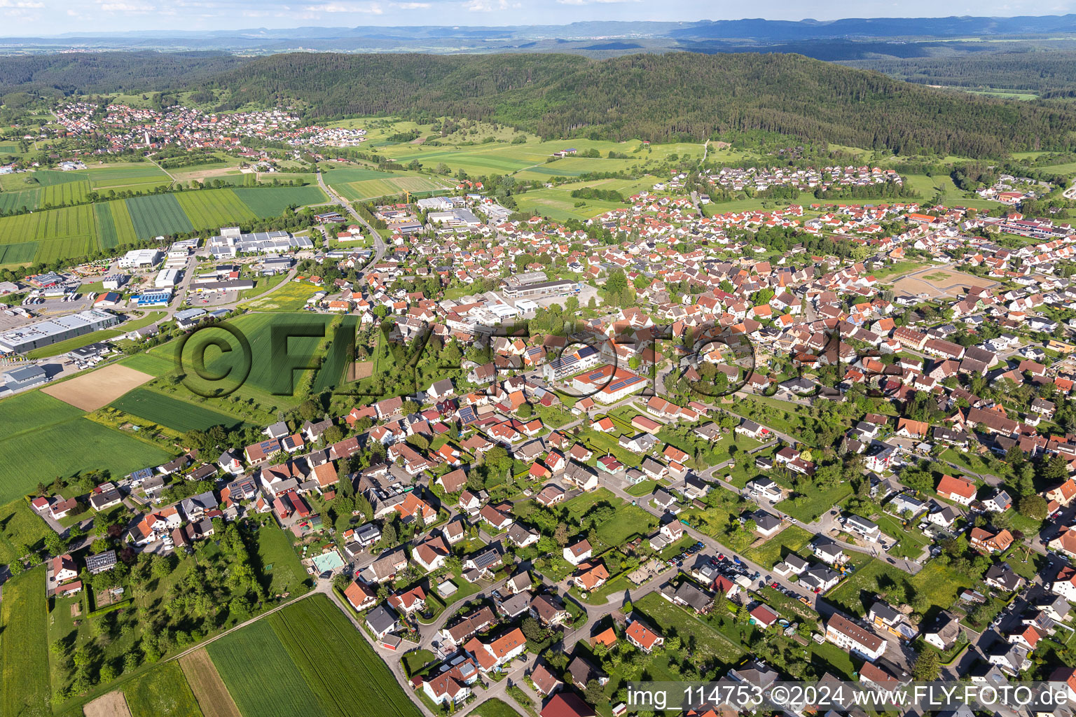 Schrägluftbild von Vöhringen im Bundesland Baden-Württemberg, Deutschland