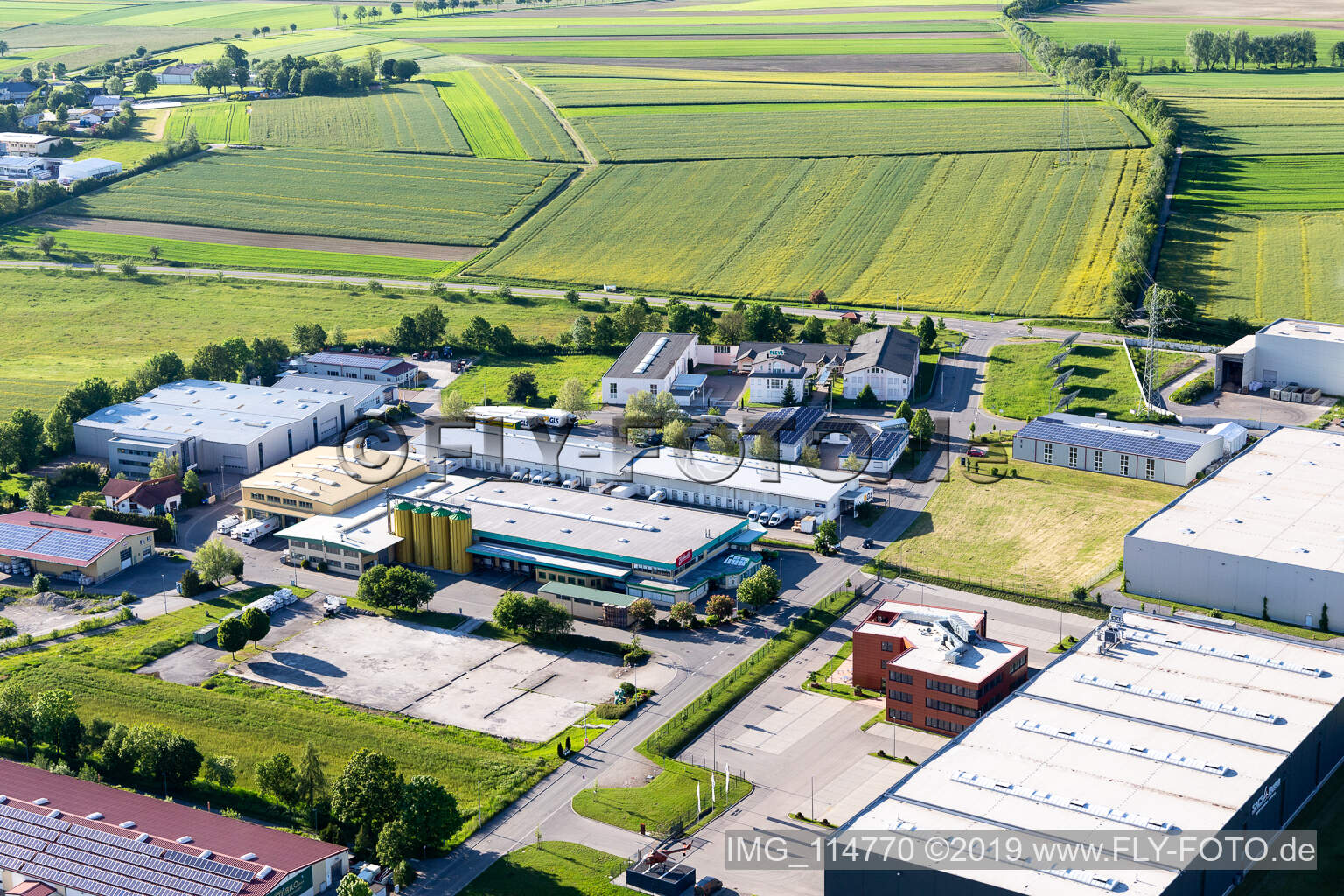 Industriegebiet Robert-Bosch-Straße in Empfingen im Bundesland Baden-Württemberg, Deutschland
