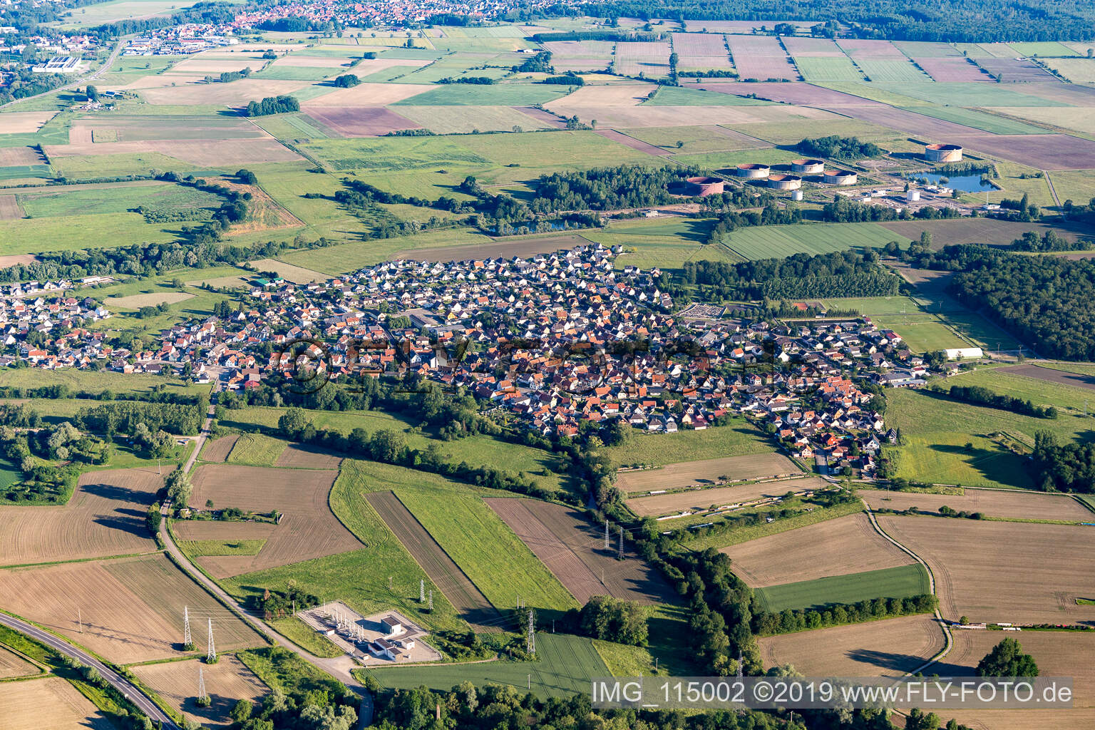 Luftbild von Rohrwiller im Bundesland Bas-Rhin, Frankreich