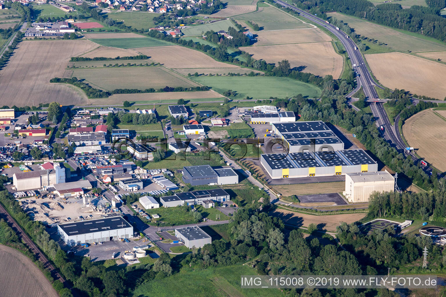 Luftbild von Zone industriel du Ried in Herrlisheim im Bundesland Bas-Rhin, Frankreich