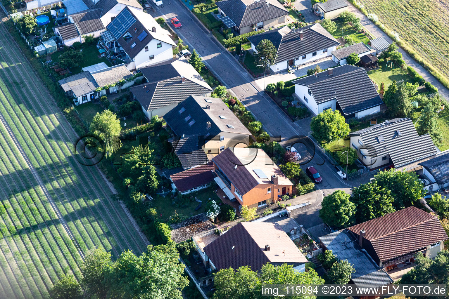 Luftaufnahme von Ringstr im Ortsteil Hayna in Herxheim bei Landau/Pfalz im Bundesland Rheinland-Pfalz, Deutschland