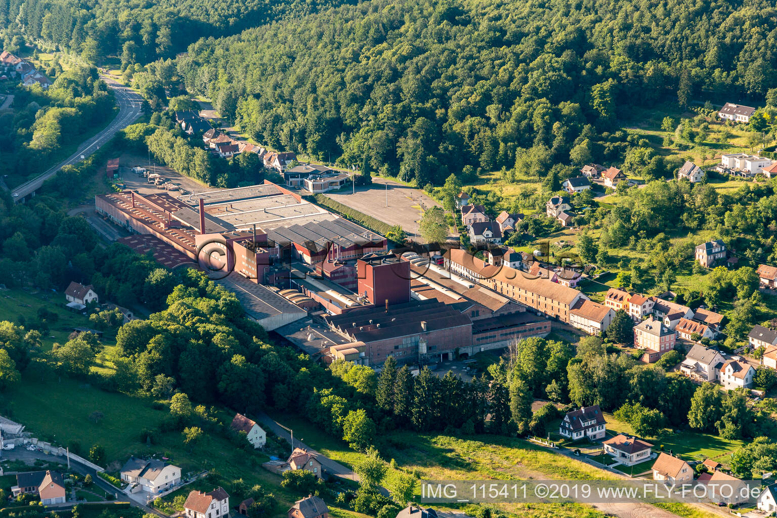 Luftbild von Fonderie in Niederbronn-les-Bains im Bundesland Bas-Rhin, Frankreich