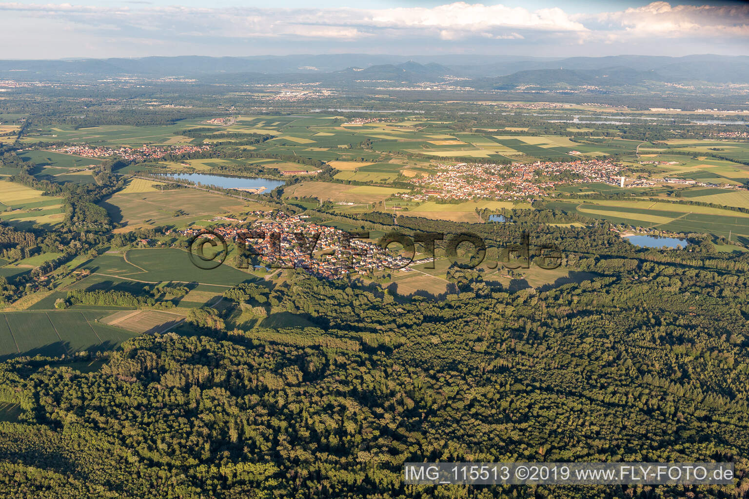 Luftbild von Leutenheim im Bundesland Bas-Rhin, Frankreich