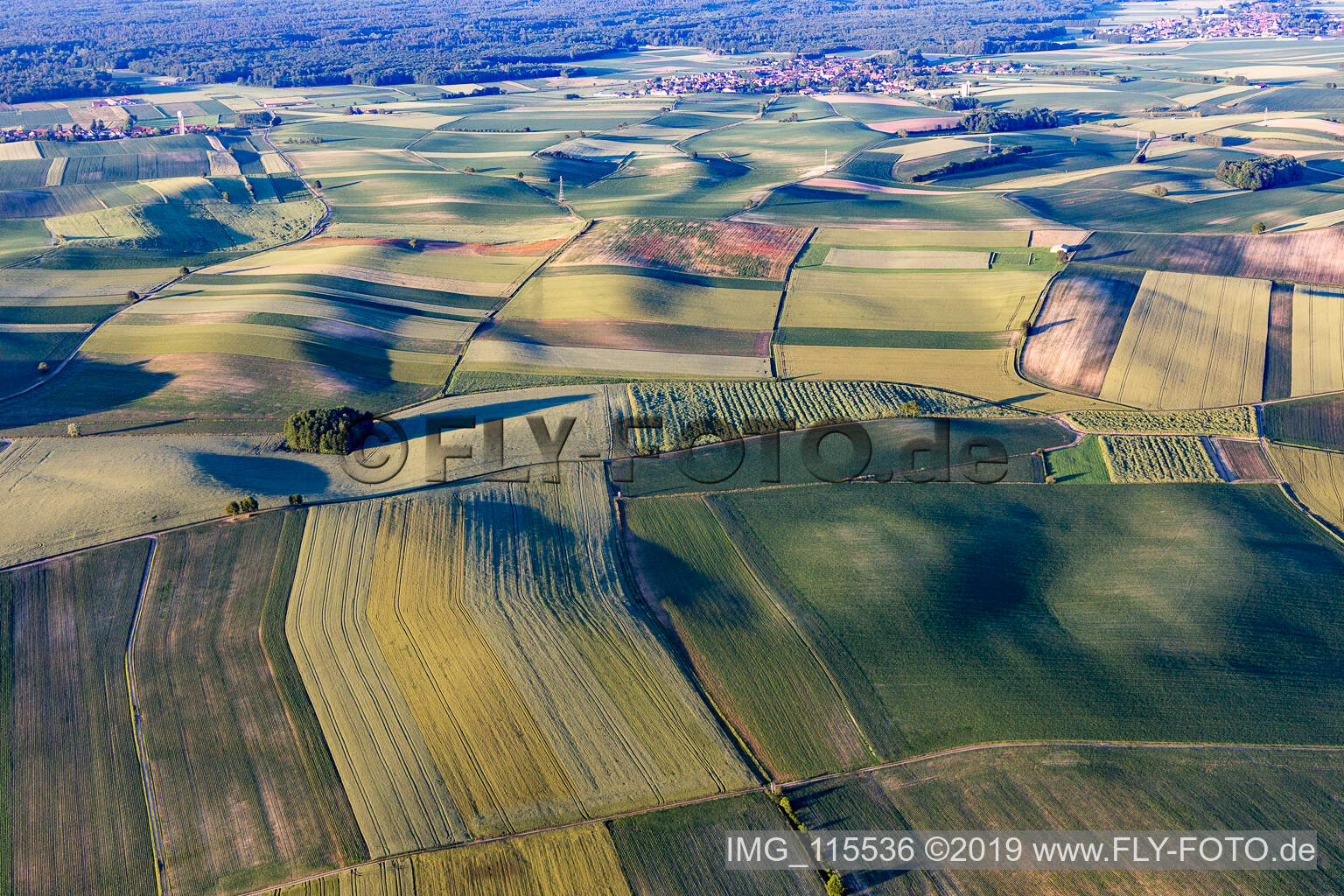 Seebach im Bundesland Bas-Rhin, Frankreich von der Drohne aus gesehen
