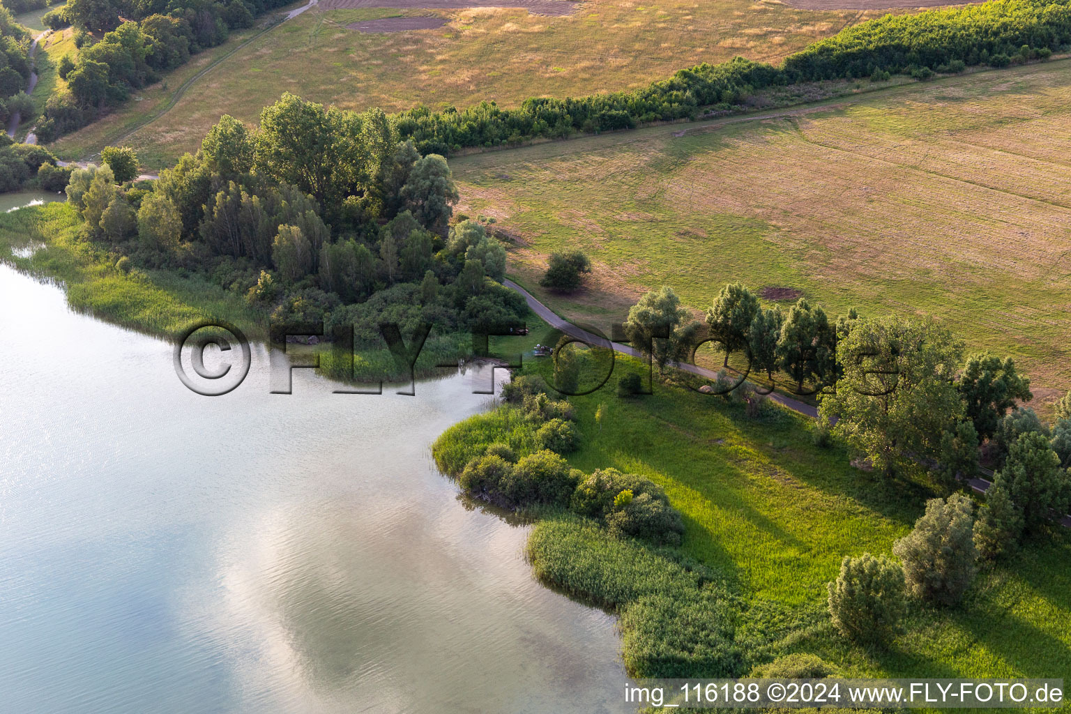 Luftbild von Badestelle am Unteruckersee in Prenzlau im Bundesland Brandenburg, Deutschland