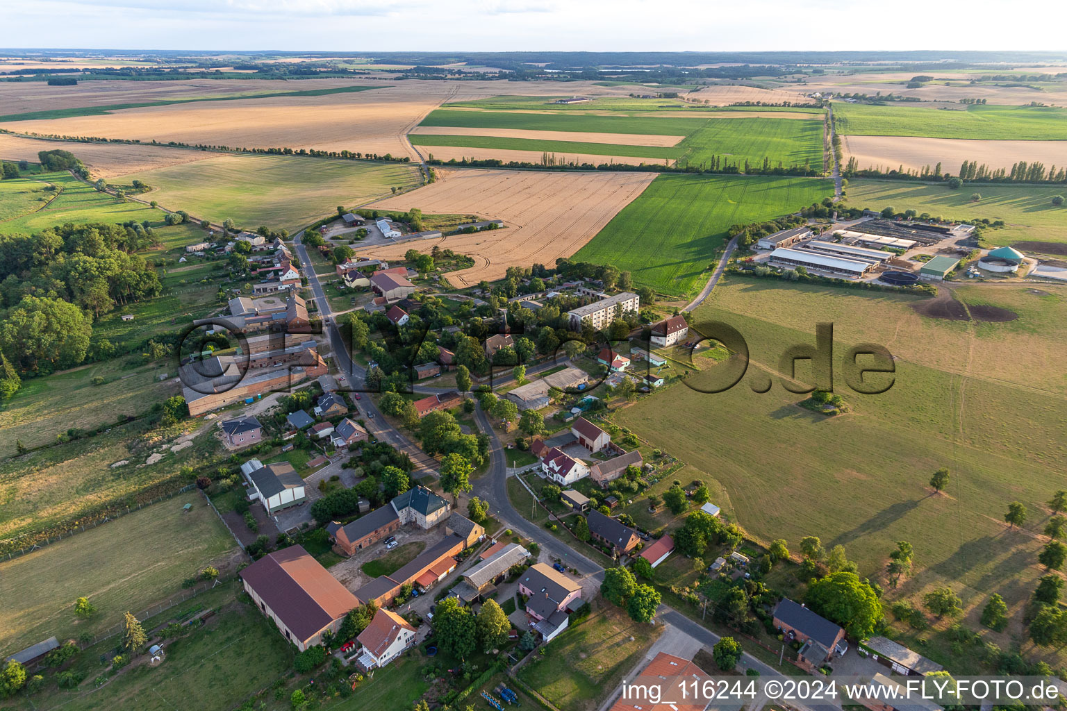 Luftbild von Ortsteil Zollchow in Nordwestuckermark im Bundesland Brandenburg, Deutschland