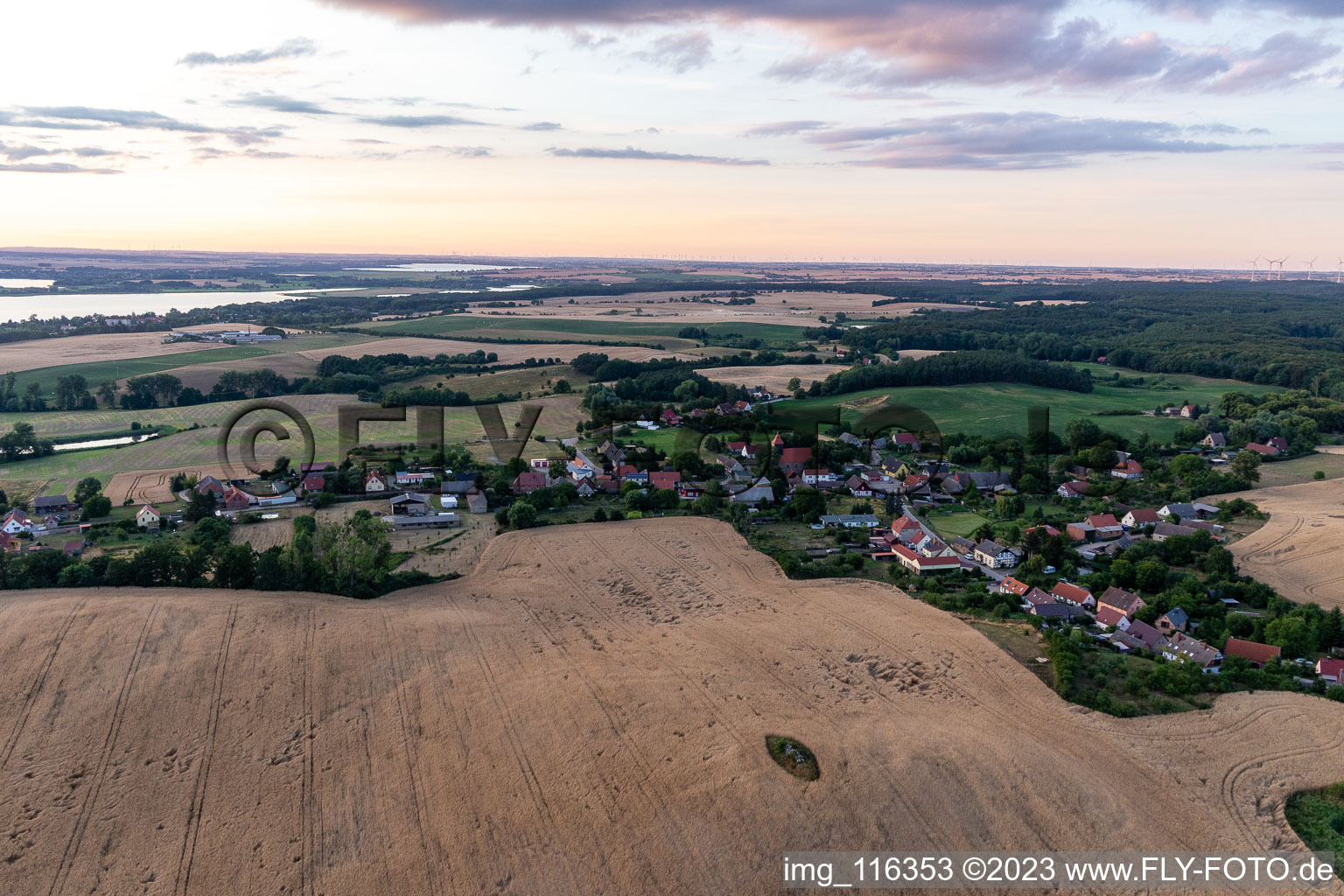 Drohnenbild von Oberuckersee im Bundesland Brandenburg, Deutschland