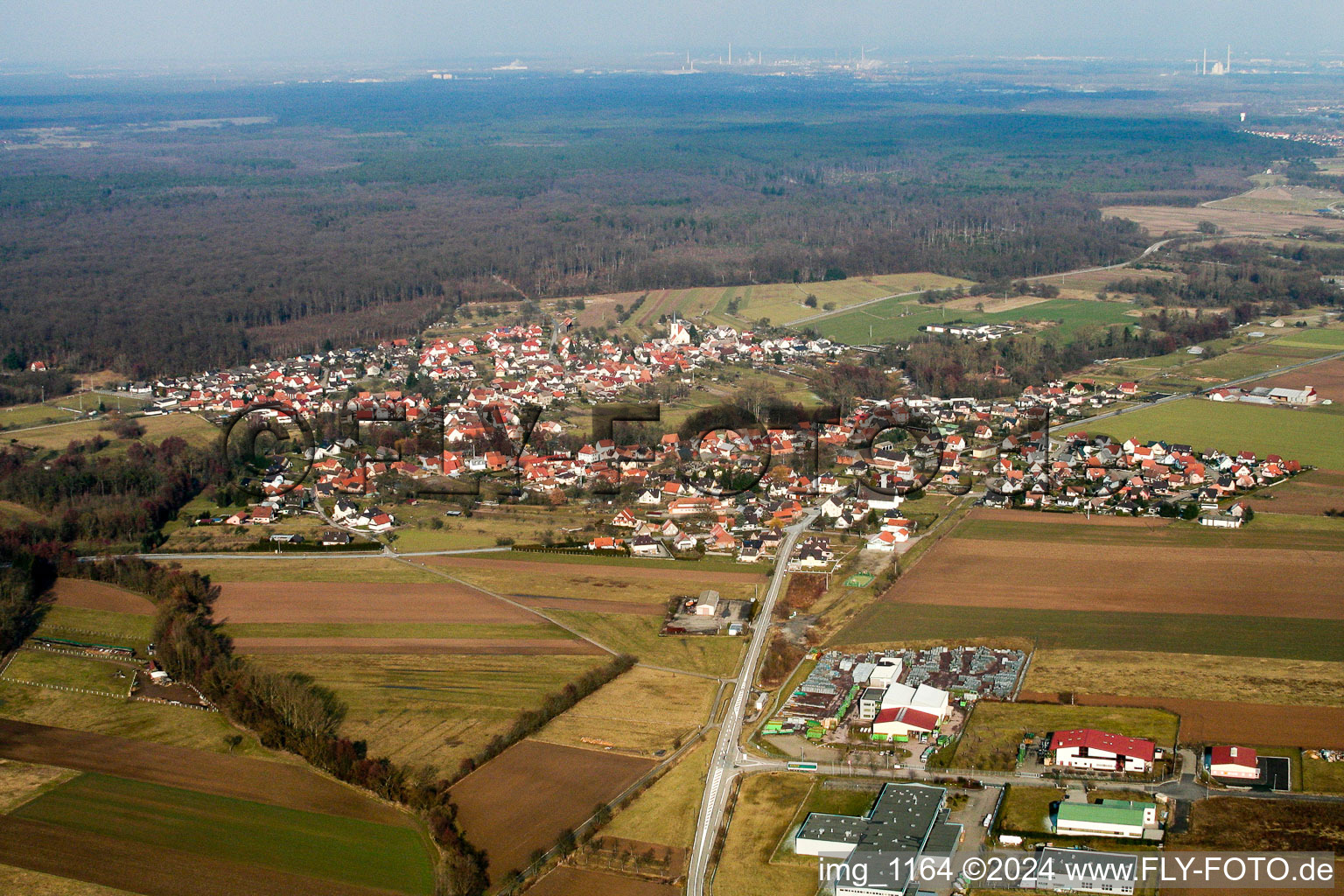 Scheibenhardt von Südwesten im Bundesland Bas-Rhin, Frankreich