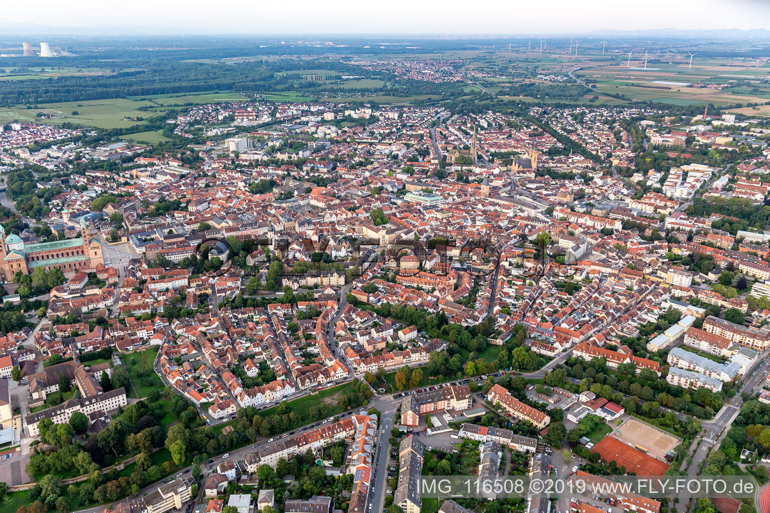 Speyer im Bundesland Rheinland-Pfalz, Deutschland aus der Luft