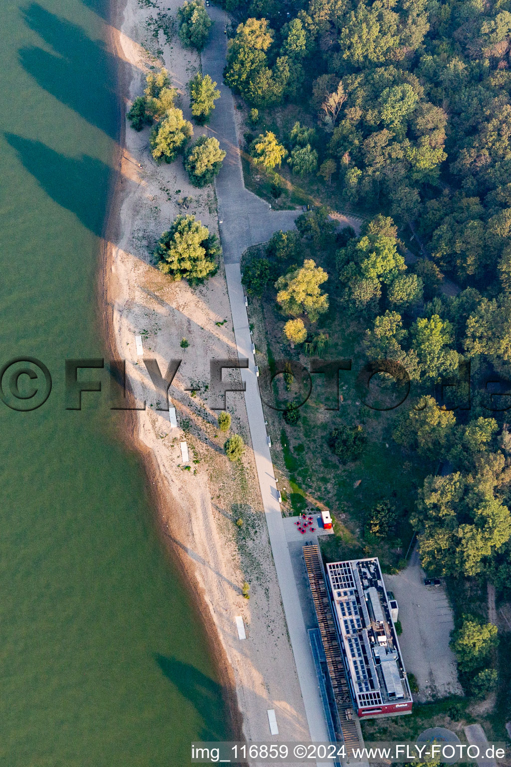 Rhein-Strandbad Mannheim-Neckarau, PURiNO im Ortsteil Niederfeld im Bundesland Baden-Württemberg, Deutschland