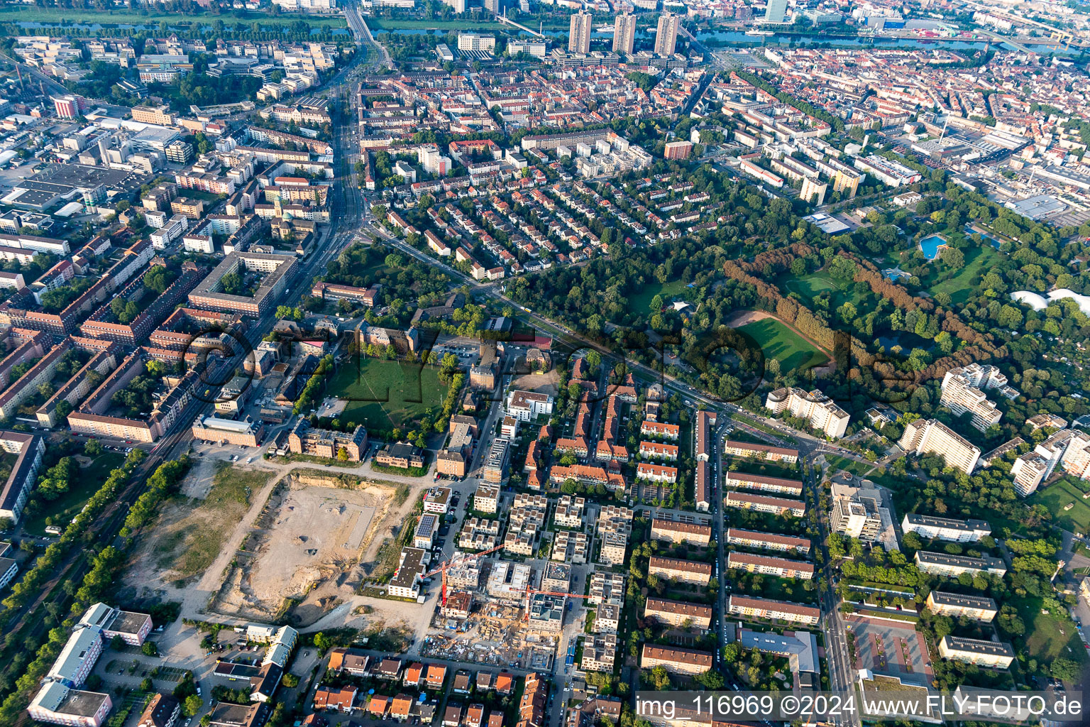 Neckarstadt Ost im Ortsteil Neckarstadt-Ost in Mannheim im Bundesland Baden-Württemberg, Deutschland