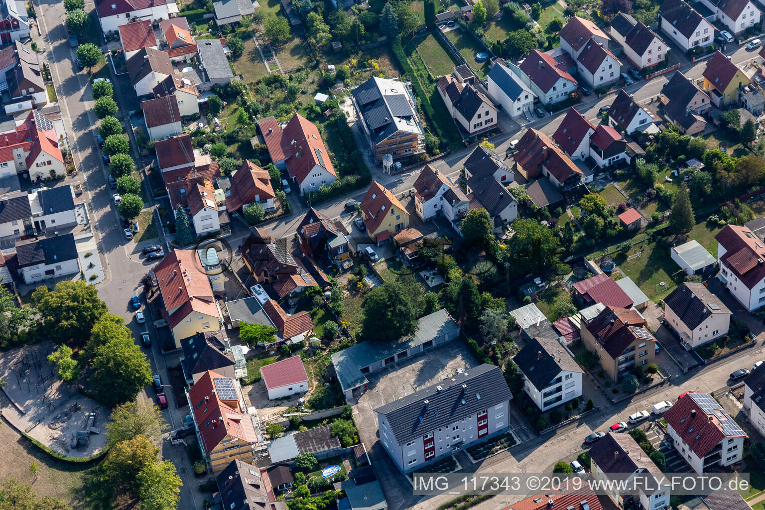 Luftaufnahme von Siedlung in Kandel im Bundesland Rheinland-Pfalz, Deutschland