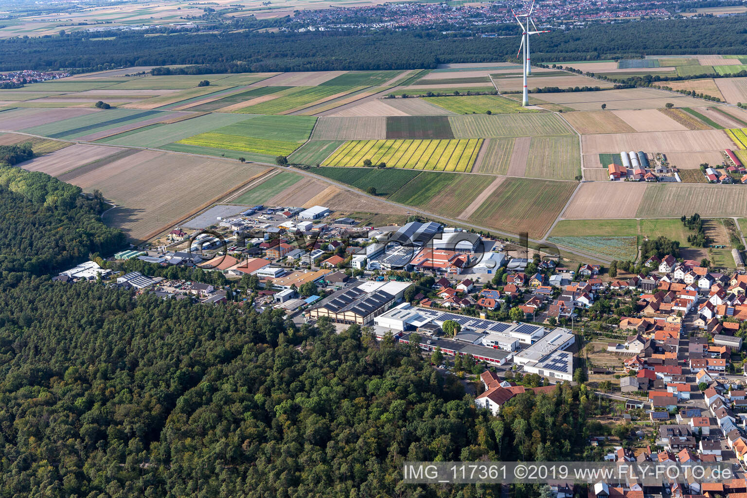Gewerbergebiet Im Gereut, HGGS LaserCUT GmbH & Co. KG in Hatzenbühl im Bundesland Rheinland-Pfalz, Deutschland von oben