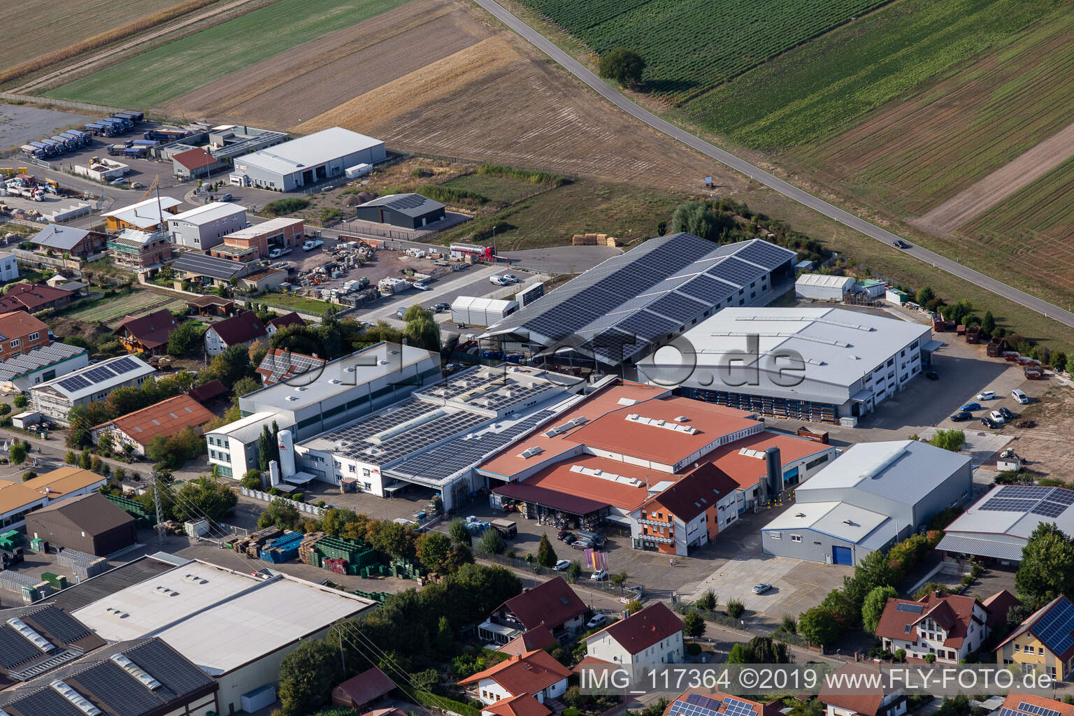 Gewerbergebiet Im Gereut, HGGS LaserCUT GmbH & Co. KG in Hatzenbühl im Bundesland Rheinland-Pfalz, Deutschland vom Flugzeug aus
