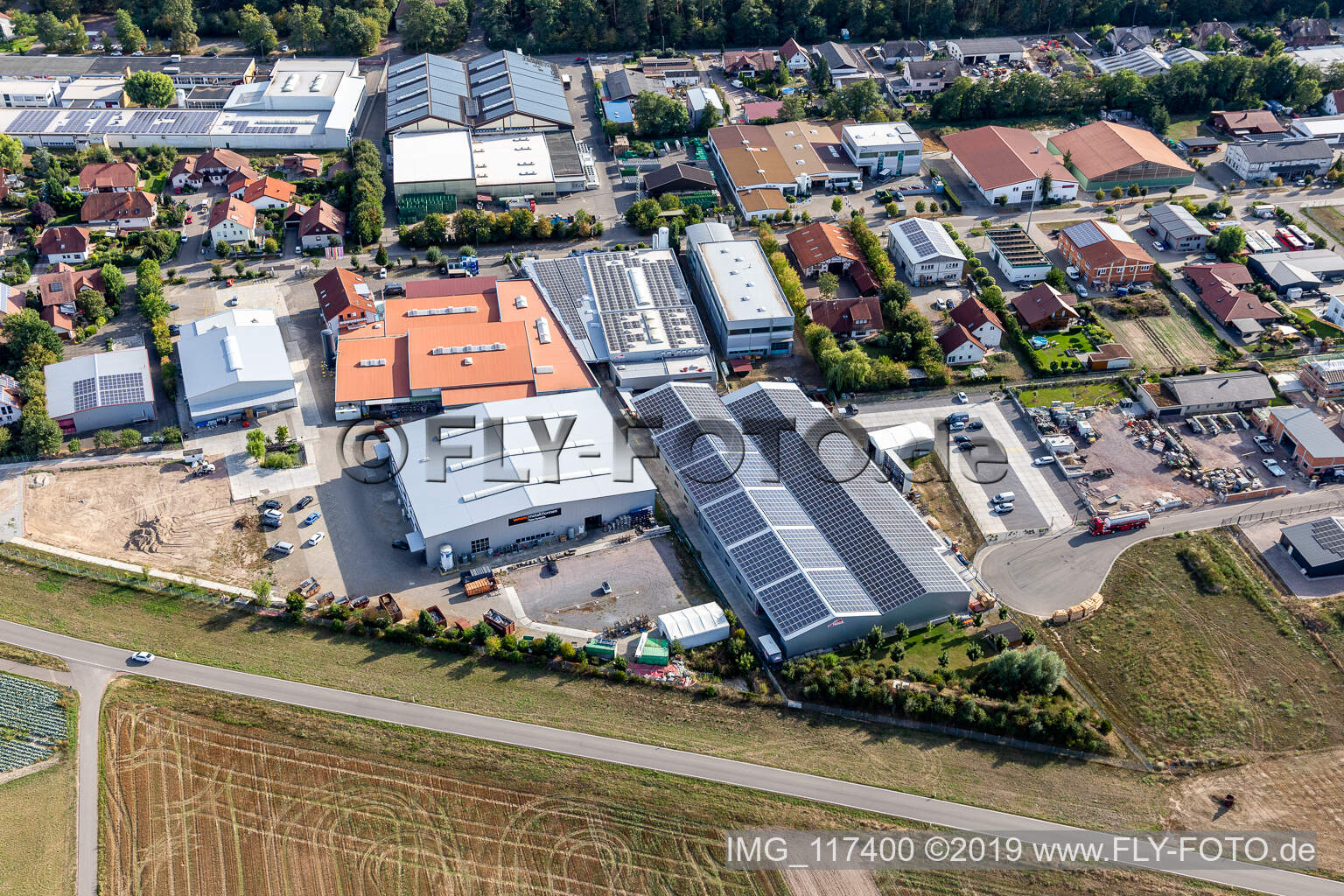 Gewerbergebiet Im Gereut, HGGS LaserCUT GmbH & Co. KG in Hatzenbühl im Bundesland Rheinland-Pfalz, Deutschland vom Flugzeug aus