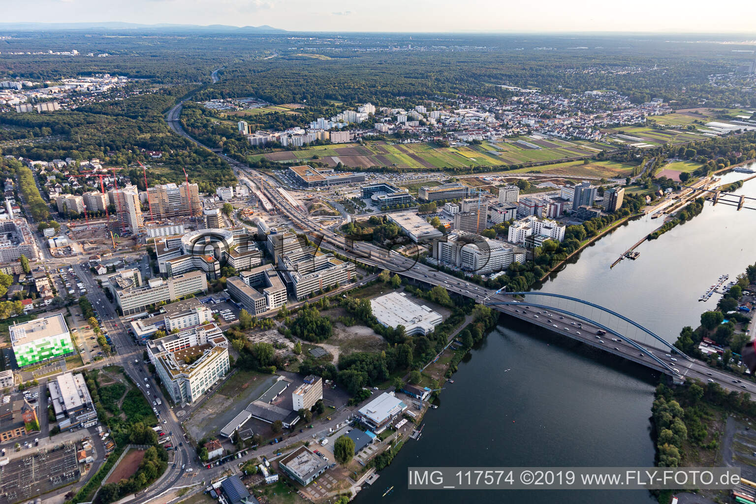 Luftbild von Offenbach am Main im Bundesland Hessen, Deutschland