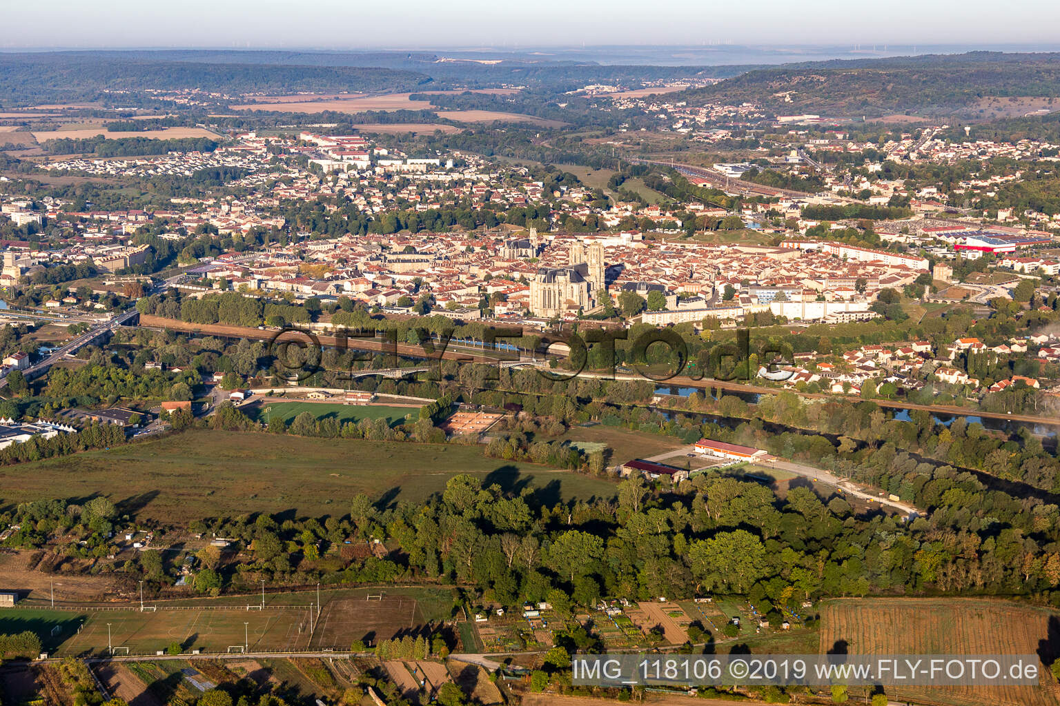 Luftaufnahme von Toul im Bundesland Meurthe-et-Moselle, Frankreich