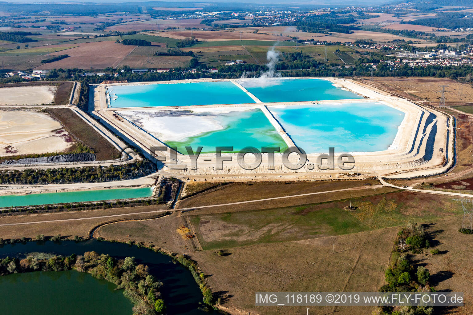 Luftbild von Gypsum Ponds NOVA ARB in Laneuveville-devant-Nancy im Bundesland Meurthe-et-Moselle, Frankreich