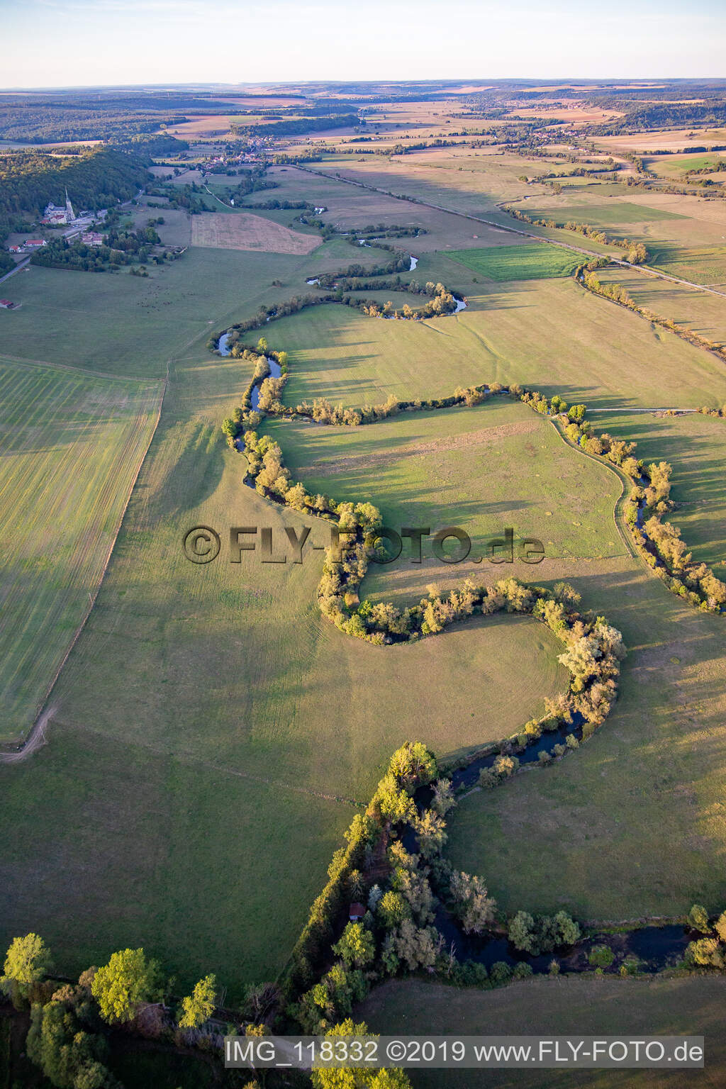 Luftbild von Die Maas/La Meuse in Coussey im Bundesland Vosges, Frankreich