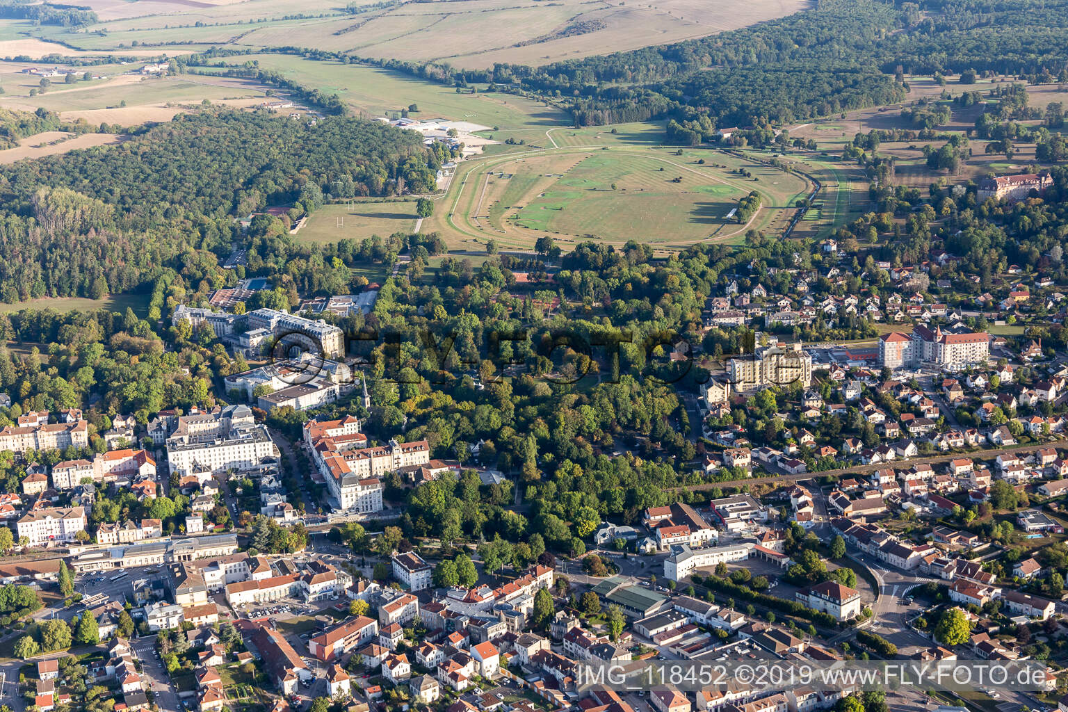 Courses Hippiques in Vittel im Bundesland Vosges, Frankreich