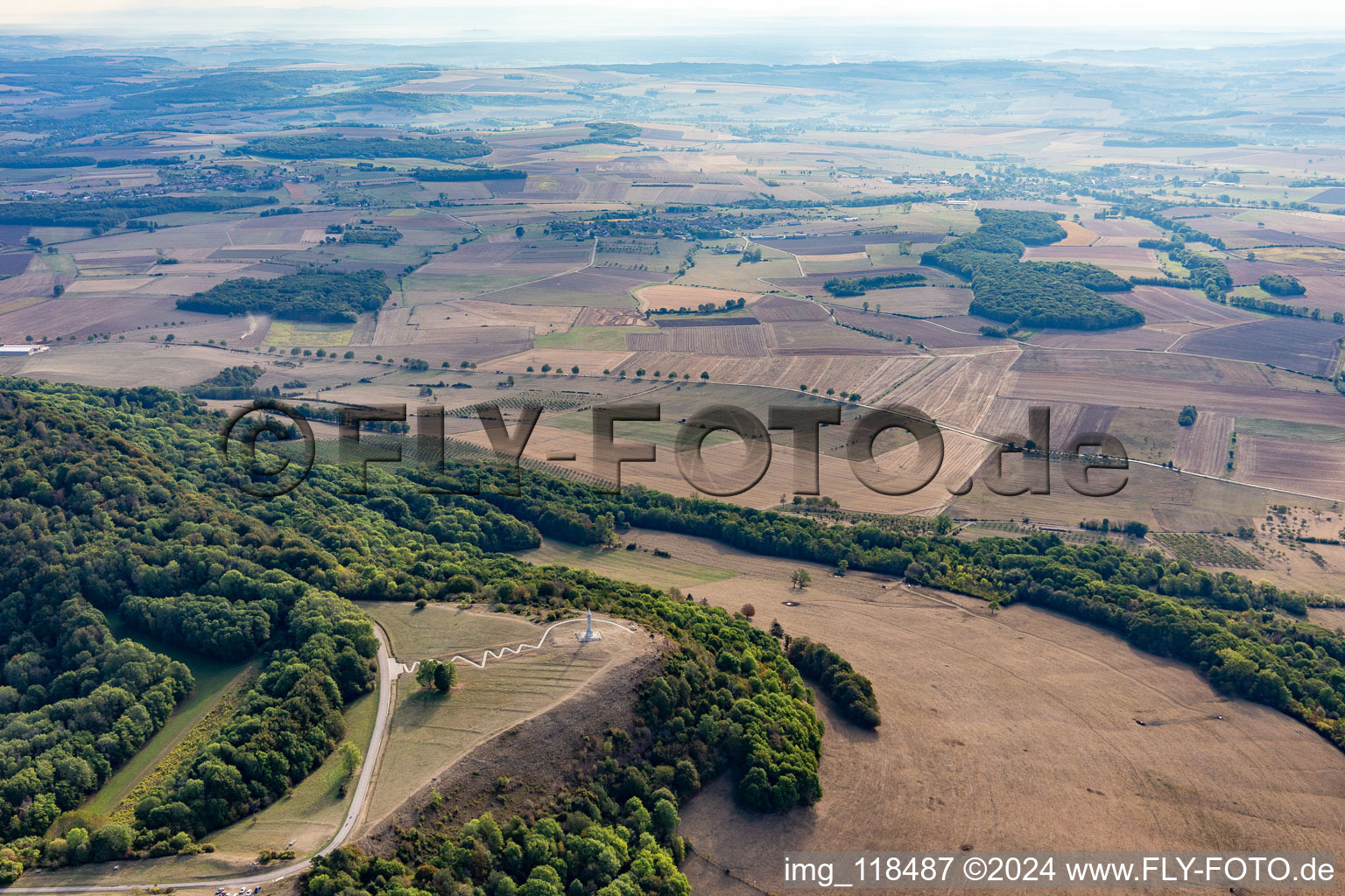 Luftbild von Colline de Sion in Vaudémont im Bundesland Meurthe-et-Moselle, Frankreich