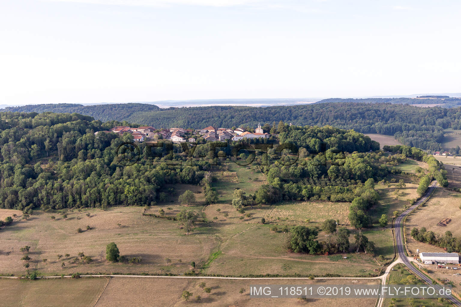 Schrägluftbild von Vaudémont im Bundesland Meurthe-et-Moselle, Frankreich