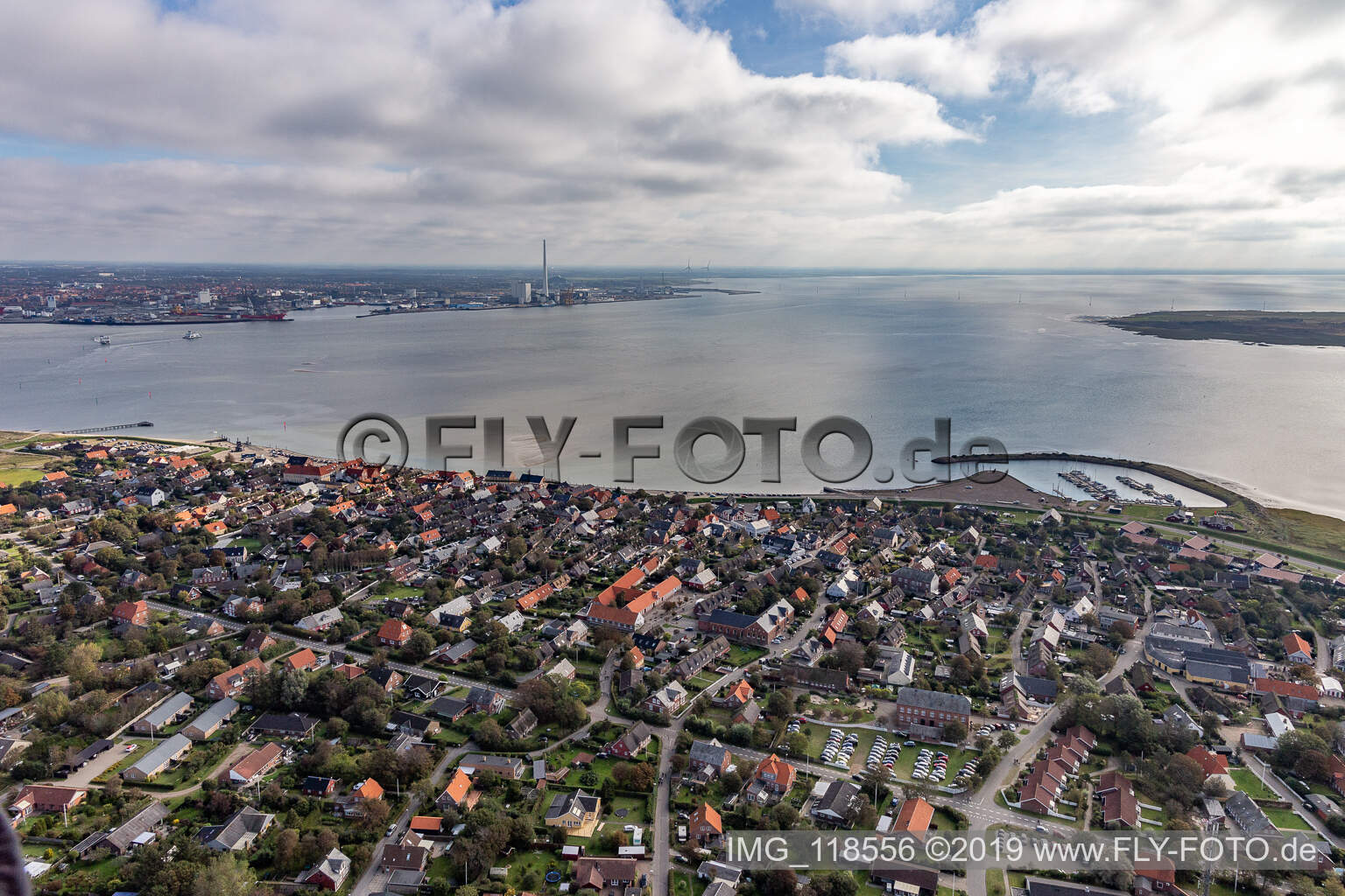 Luftbild von Nordby Hafen im Bundesland Syddanmark, Dänemark