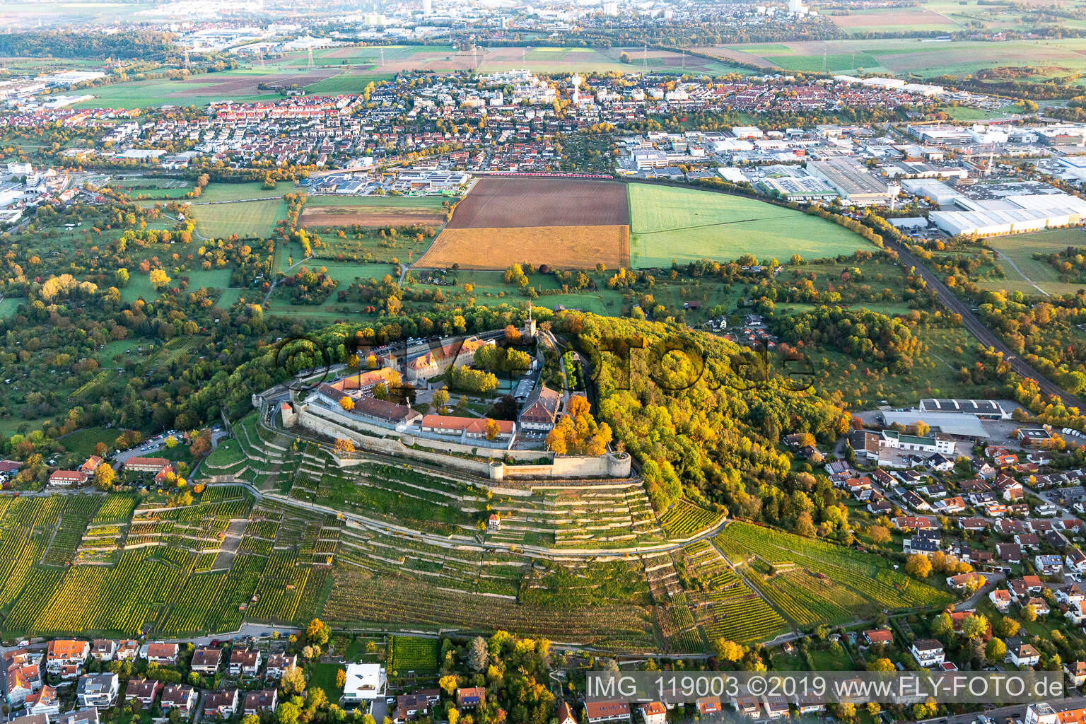 Luftbild von Justizvollzugskrankenhaus Hohenasperg in Asperg im Bundesland Baden-Württemberg, Deutschland