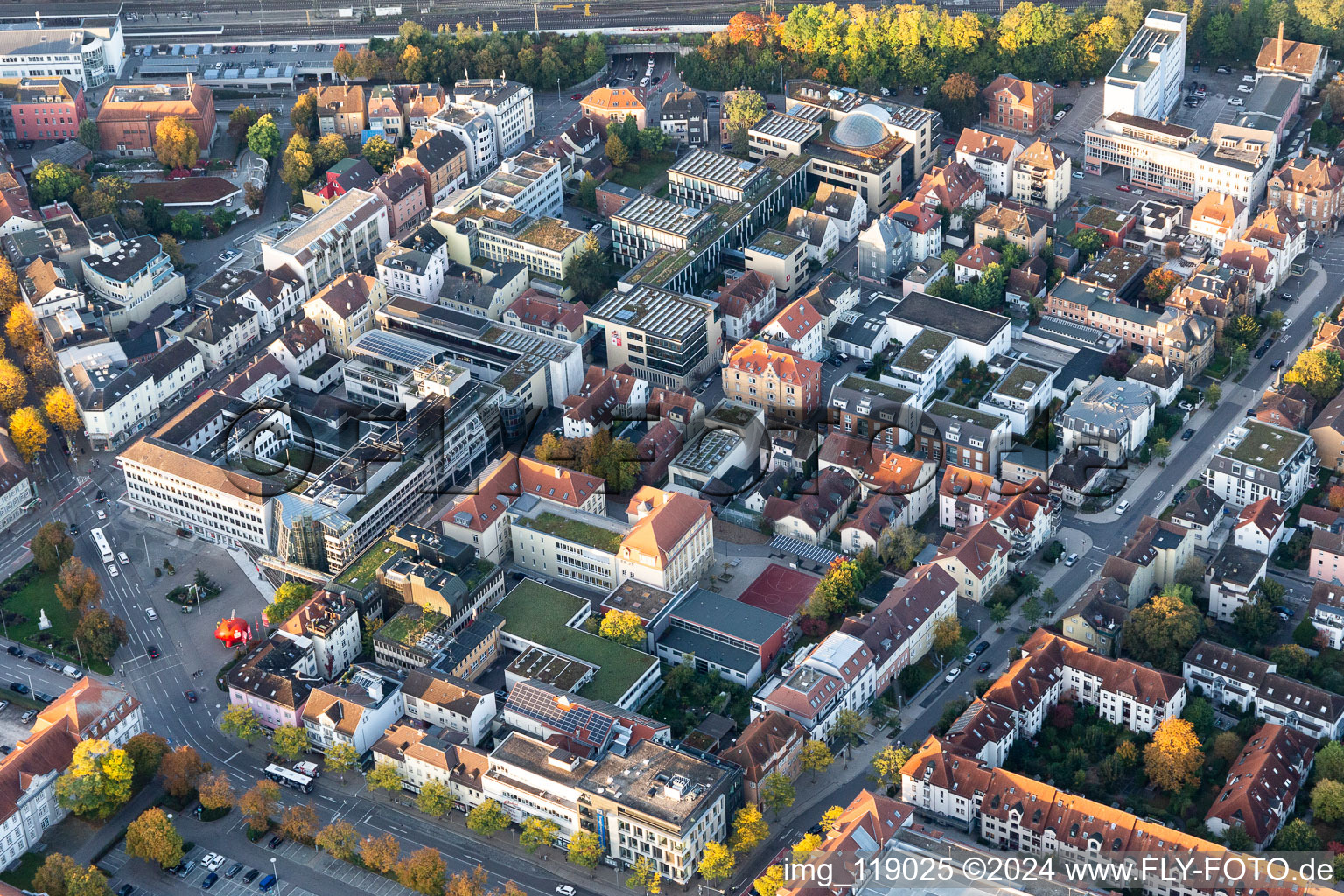 Luftbild von Sophie-Scholl-Schule im Ortsteil Ludwigsburg-Mitte im Bundesland Baden-Württemberg, Deutschland