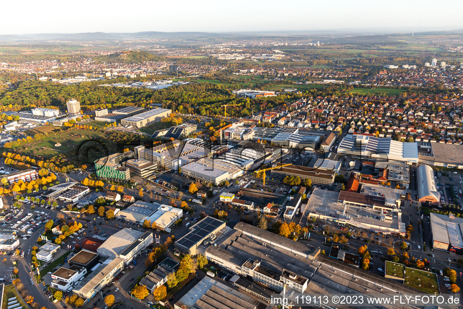 Luftbild von Industriegebiet West im Ortsteil Pflugfelden in Ludwigsburg im Bundesland Baden-Württemberg, Deutschland