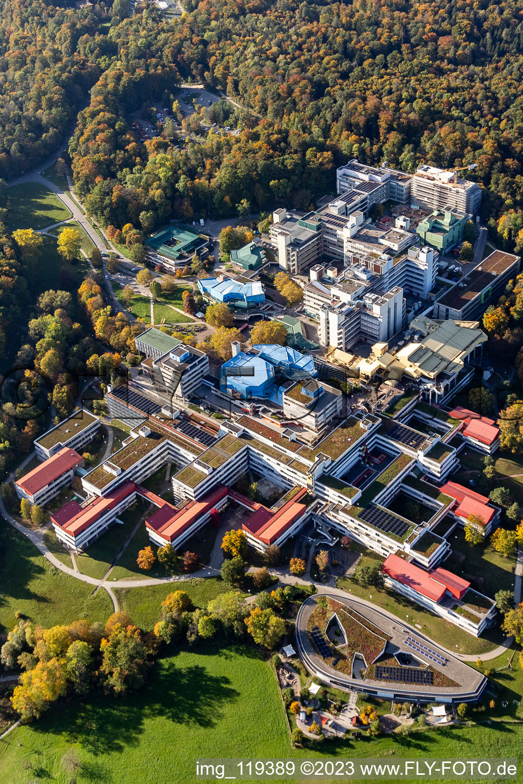 Campus- Gebäude der Universität Konstanz im Ortsteil Egg in Konstanz im Bundesland Baden-Württemberg, Deutschland